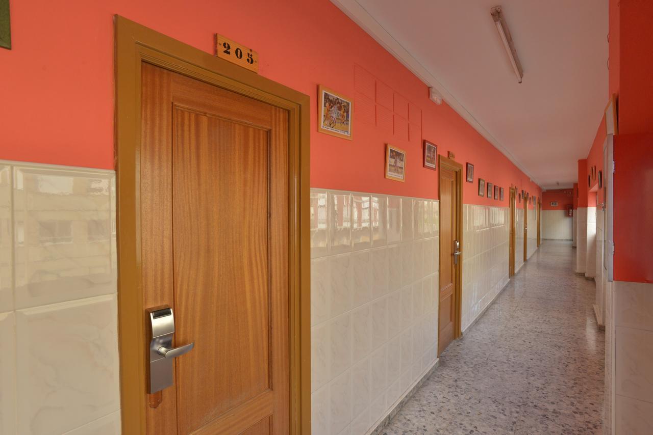 Albergue Peregrinos San Francisco De Asis レオン エクステリア 写真