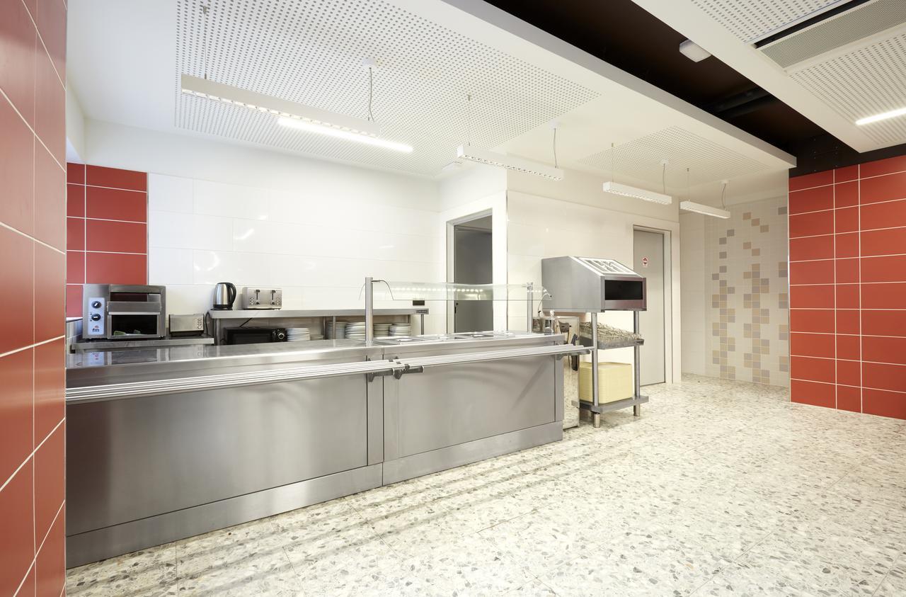 Albergue Peregrinos San Francisco De Asis レオン エクステリア 写真