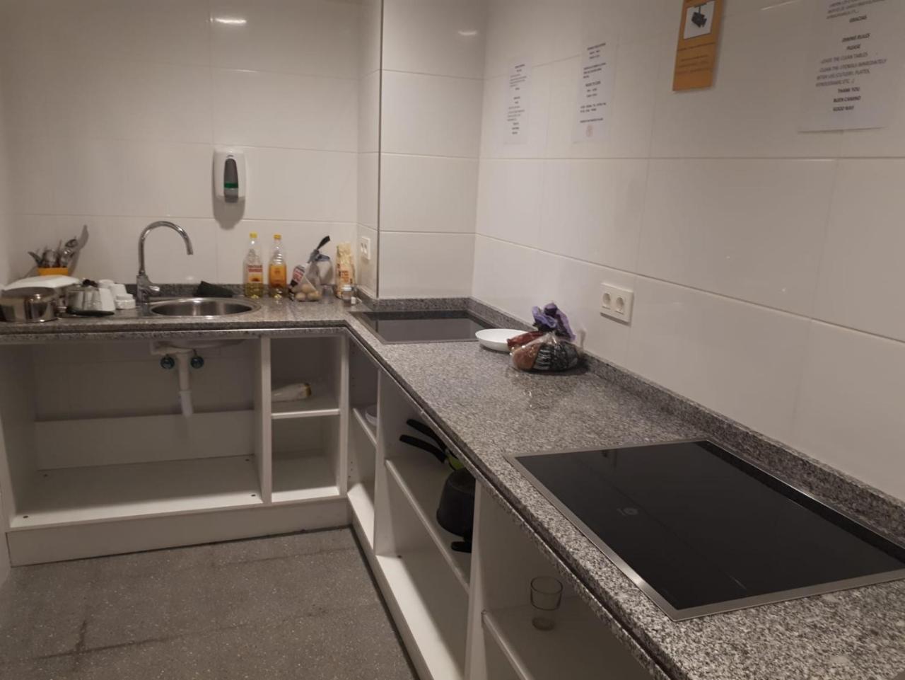 Albergue Peregrinos San Francisco De Asis レオン エクステリア 写真