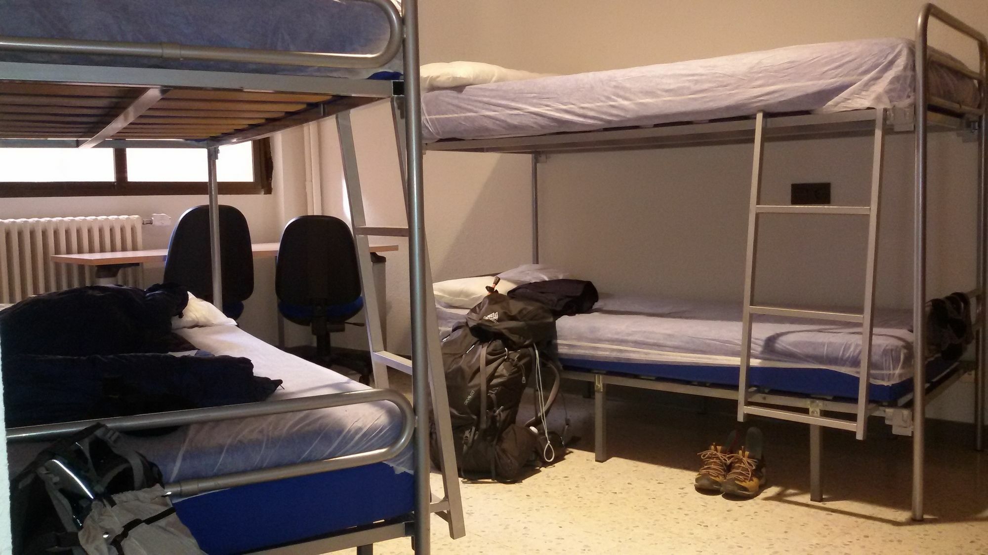 Albergue Peregrinos San Francisco De Asis レオン エクステリア 写真