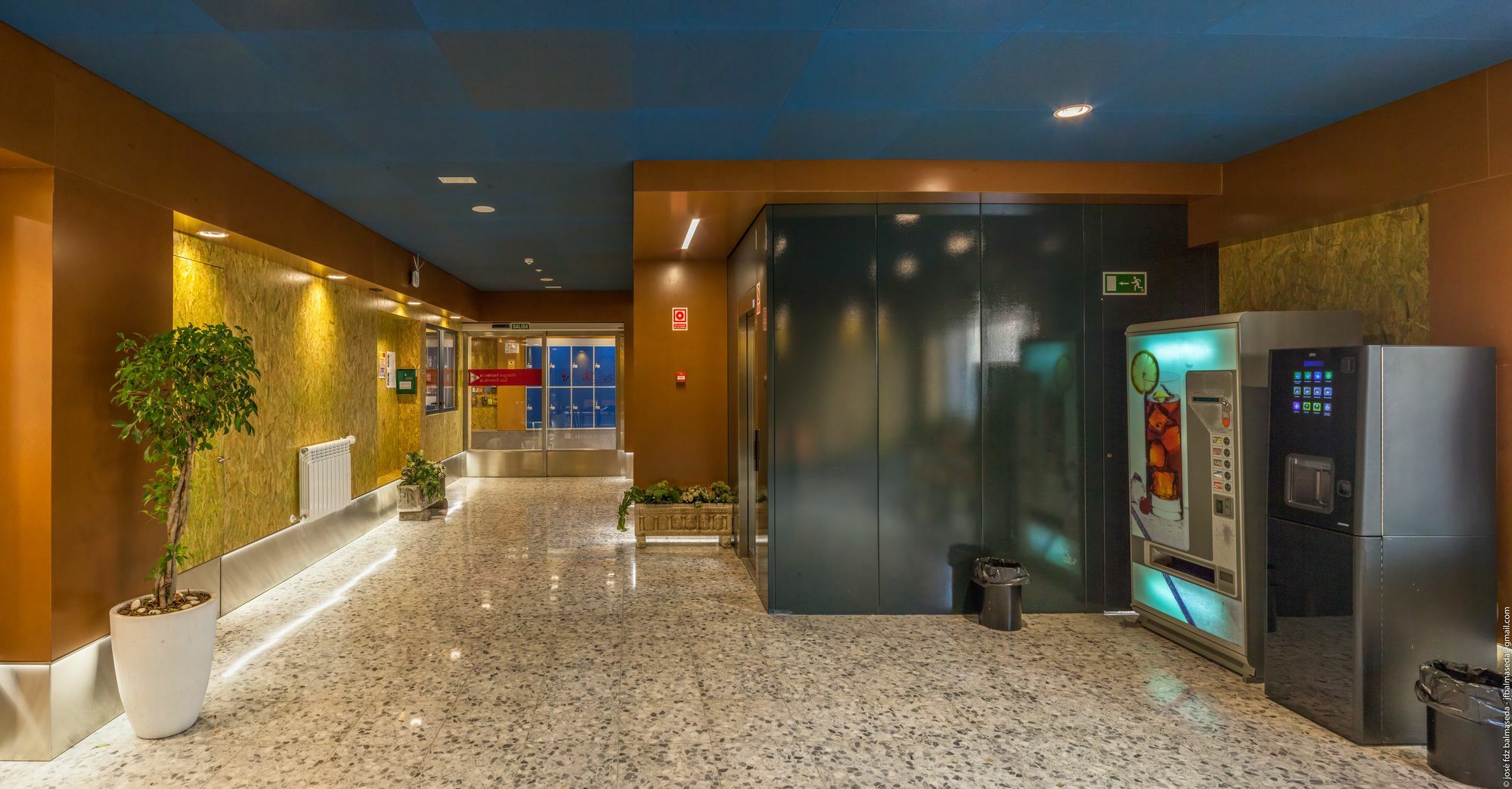 Albergue Peregrinos San Francisco De Asis レオン エクステリア 写真
